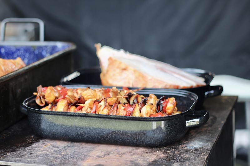 Smaltovaný dvoupekáč s žebrováním 40 cm ucha z boku - PEKÁČE | BELIS