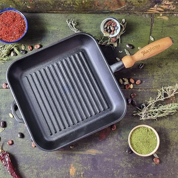 Litinová pánev čtvercová 28x28 cm - Litina | MAYSTERNYA