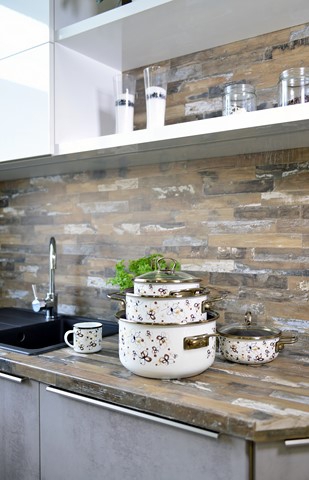 Smaltovaný rendlík se skleněnou poklicí ø 20 cm - 2.3 l - PREMIUM krémový | BELIS