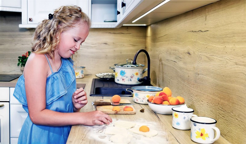 Smaltovaný rendlík se skleněnou poklicí ø 16 cm - 1.4 l - MEADOW | BELIS