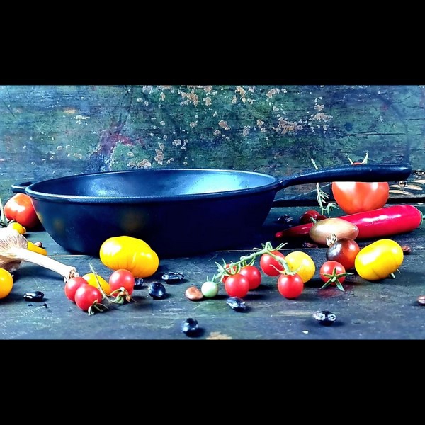 Litinová pánev ø 24 - Litina | MAYSTERNYA