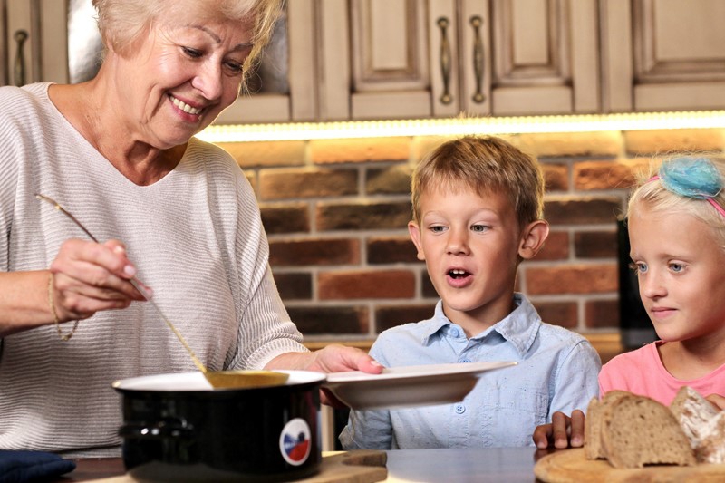 Smaltovaný hrnec ø 20 cm - 3.6 l - STANDARD černý | SFINX