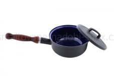 Smaltovaný rendlík s poklicí a dřeveným držadlem ø 16 cm - 1.25 l štýlák - BSE | BELIS - 2 jakost