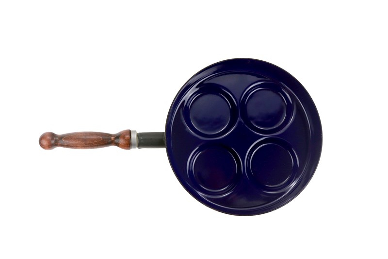 Smaltovaný lívanečník s dřeveným držadlem BSE ø 24 cm - BSE | BELIS