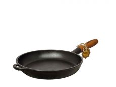 Litinová pánev ø 26 s dřevěným držadlem - Litina | MAYSTERNYA