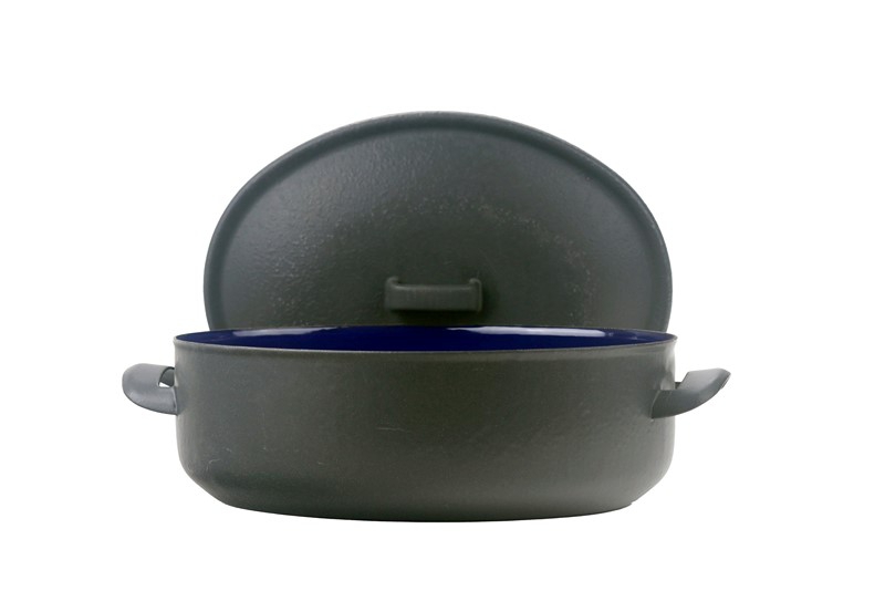 Smaltovaný oválný pekáč s poklicí 32x24x11 cm - 6.5 l - BSE | BELIS - 2 jakost